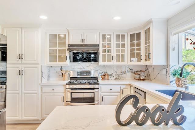 6022 Slopeview Court, Castro Valley CA: https://media.crmls.org/mediaz/b97e19b7-98e7-4821-b1b3-db513613b078.jpg