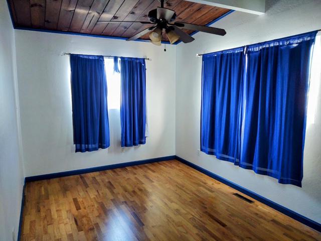 1714 Luxton Street, Seaside CA: https://media.crmls.org/mediaz/b97e1cd5-8f18-494d-8c85-18eda12a521d.jpg