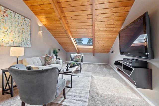 23435 Summit Road, Los Gatos CA: https://media.crmls.org/mediaz/b97e1f94-a588-4725-a9e9-9c498cbf565e.jpg