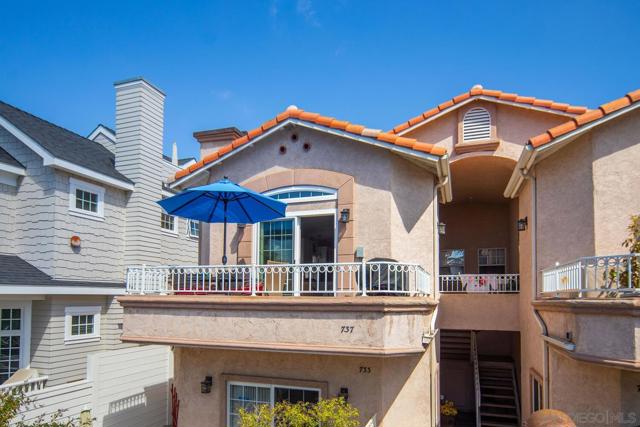 737 G Avenue, Coronado CA: https://media.crmls.org/mediaz/b97e68e0-7552-4464-84e7-745d5b950af4.jpg