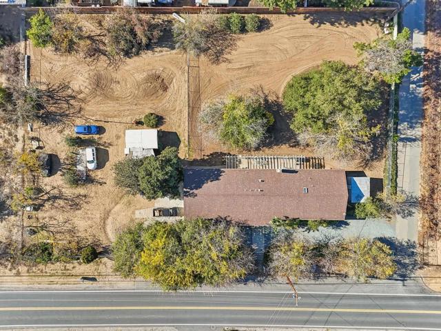 4807 Live Oak Ave, Oakley CA: https://media.crmls.org/mediaz/b97e9416-1fcb-4243-ae9d-a4dfff973e5d.jpg