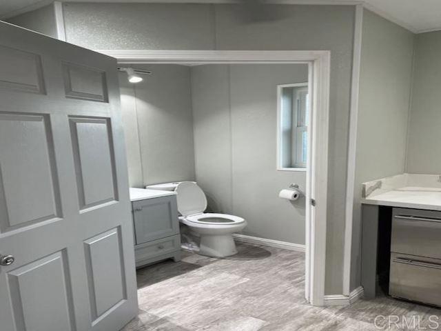 3193 imperial Avenue, San Diego CA: https://media.crmls.org/mediaz/b97f79f8-7257-4443-865c-5d20dd08a17e.jpg