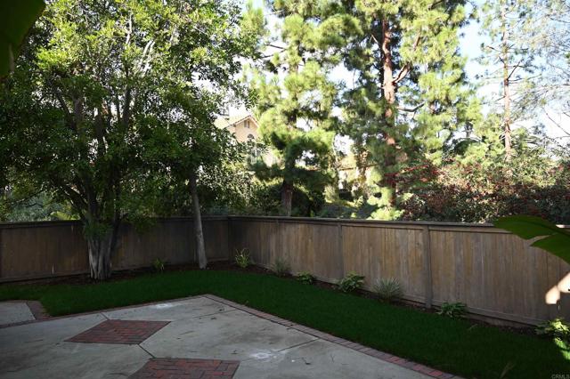 Detail Gallery Image 13 of 15 For 6706 Xana Way, Carlsbad,  CA 92009 - 4 Beds | 2/1 Baths