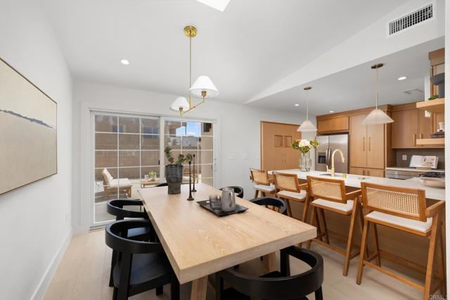 Detail Gallery Image 7 of 23 For 4826 Maricopa St, Torrance,  CA 90503 - 3 Beds | 2 Baths