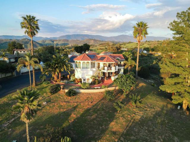 11671 Mesa Verde, Valley Center CA: https://media.crmls.org/mediaz/b9838445-2684-4b83-9303-f359fe175f7f.jpg