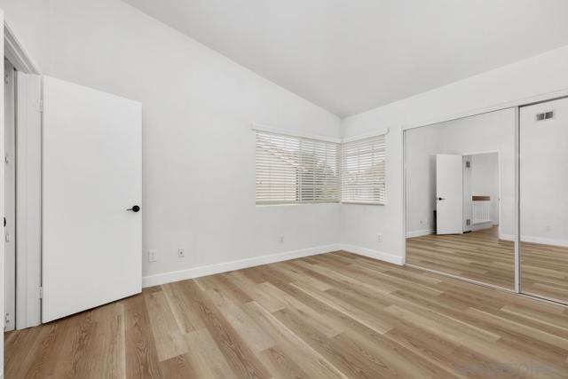 11020 Creekbridge Pl, San Diego CA: https://media.crmls.org/mediaz/b984c47d-9fd0-420b-b0f5-8b6f2c65ae0b.jpg