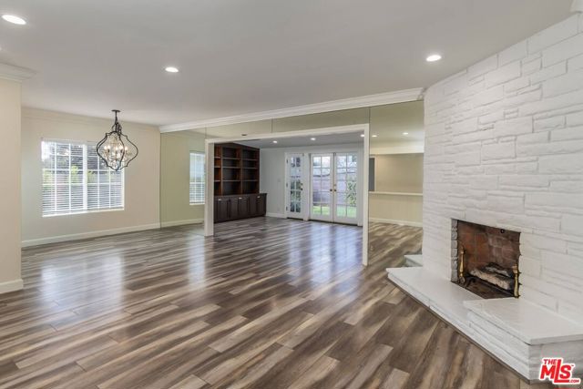 5332 Goodland Avenue, Valley Village CA: https://media.crmls.org/mediaz/b98672a5-2464-4953-ad34-81c31de00e15.jpg