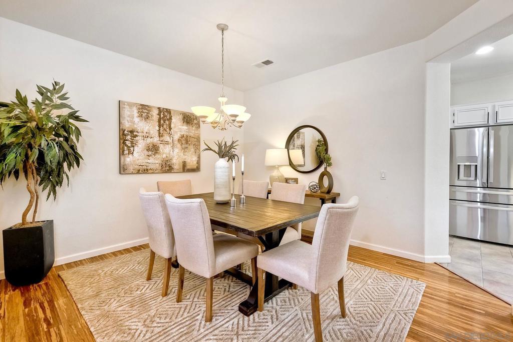 MLS #250036045SD img 6