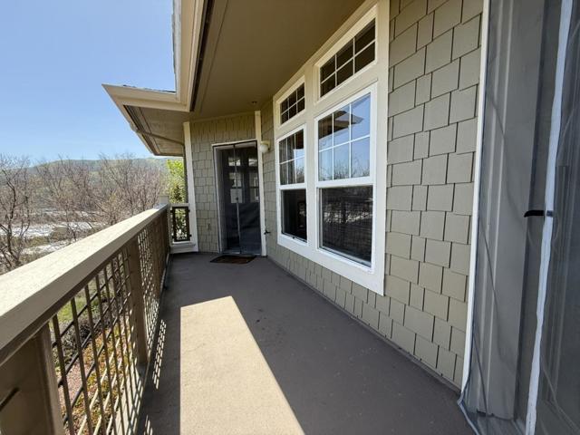 121 Crescent Court, Brisbane CA: https://media.crmls.org/mediaz/b986c4b7-0416-4707-9cd9-469fe3366c1f.jpg
