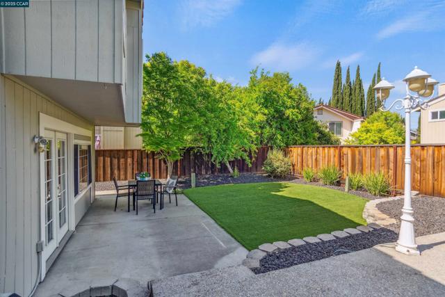 4397 N Water Oak Ct., Concord CA: https://media.crmls.org/mediaz/b986feab-ecc3-497f-ad3b-b114654bc4b5.jpg