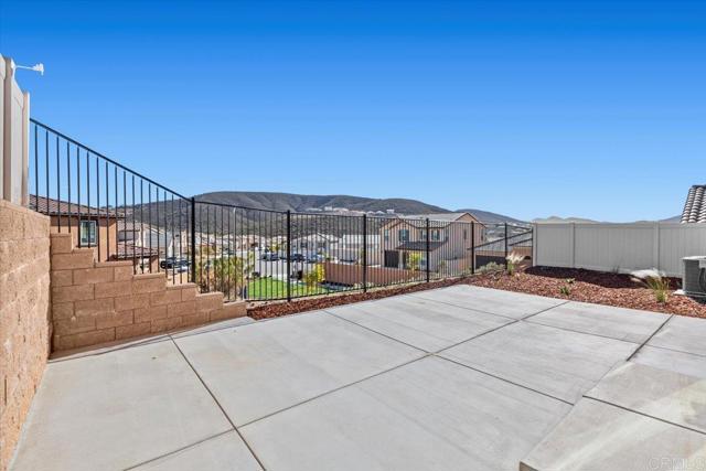 Image 30 of 40 For 1366 Topanga Drive