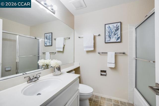 231 Sunspring Ct, Pleasant Hill CA: https://media.crmls.org/mediaz/b988cb83-a62d-4d97-b944-900c95019a52.jpg