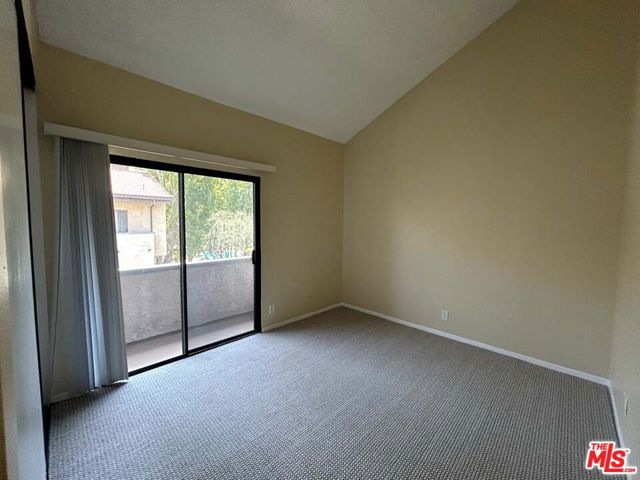 21820 Marylee Street, 234 photo 33