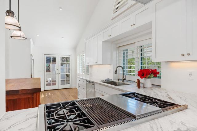 Detail Gallery Image 5 of 41 For 4058 Avenida Brisa, Rancho Santa Fe,  CA 92091 - 2 Beds | 2 Baths