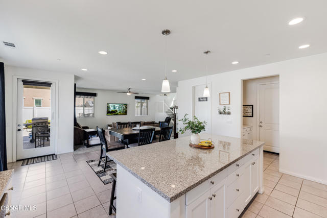 67 Clearwood Street, Fillmore CA: https://media.crmls.org/mediaz/b98b4650-4af0-496f-92a9-51a5d397dddf.jpg