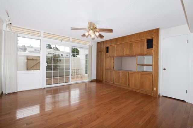 3621 Vista Campana S, Oceanside CA: https://media.crmls.org/mediaz/b98c5afe-9f22-4876-bcc1-19f07e63aec8.jpg