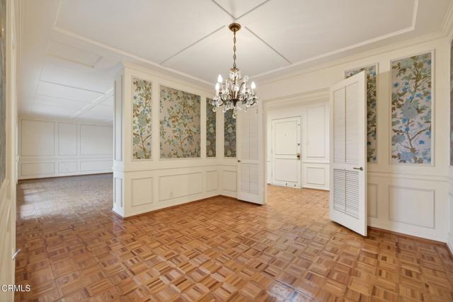 281 Glen Ellen Drive, Ventura CA: https://media.crmls.org/mediaz/b98c84f8-94be-4ff2-80e8-435c6abb4d41.jpg