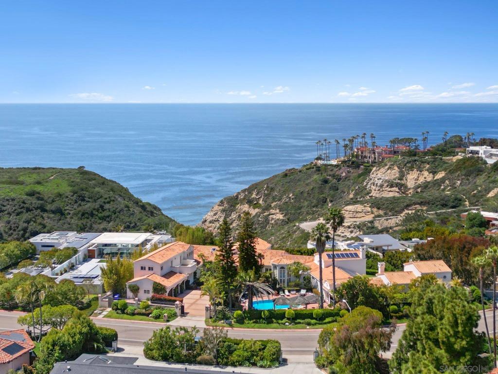 9450 La Jolla Farms Rd. - photo 3