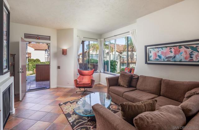 4045 Carmel View Rd, San Diego CA: https://media.crmls.org/mediaz/b98d8a14-165a-483a-a38d-14c1331b96c1.jpg