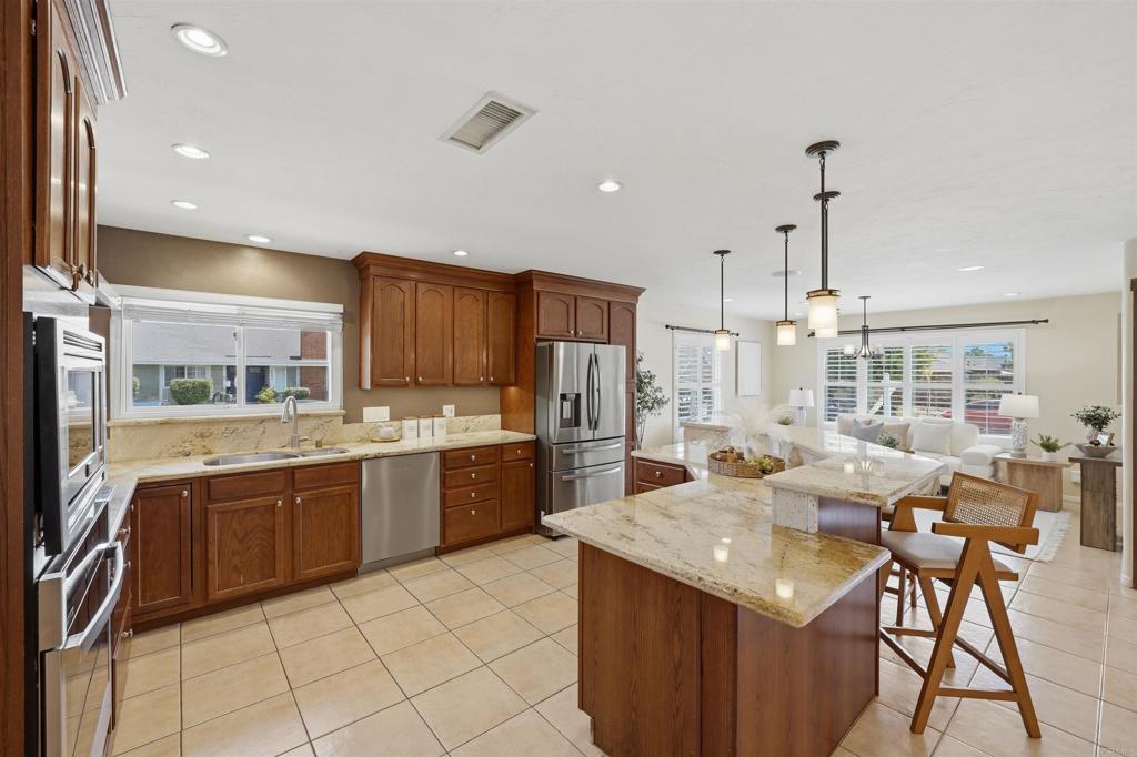 670 Citrus Avenue - photo 9