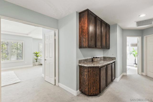 11225 Corte Isabelino, San Diego CA: https://media.crmls.org/mediaz/b98f0d54-62a2-42de-bddf-71b9afda5dba.jpg