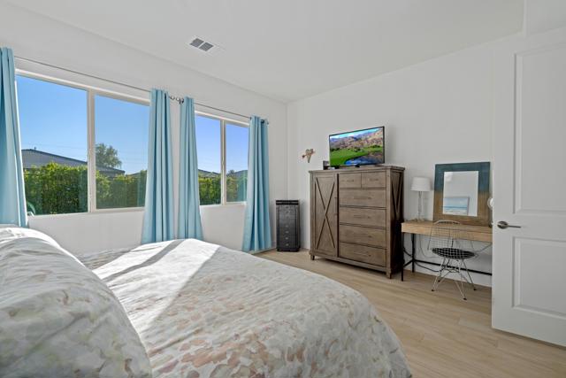 Image 12 of 40 For 50460 Monterey Canyon Drive