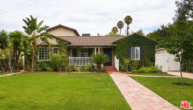 5 Bed Home for Sale in Los Angeles, California