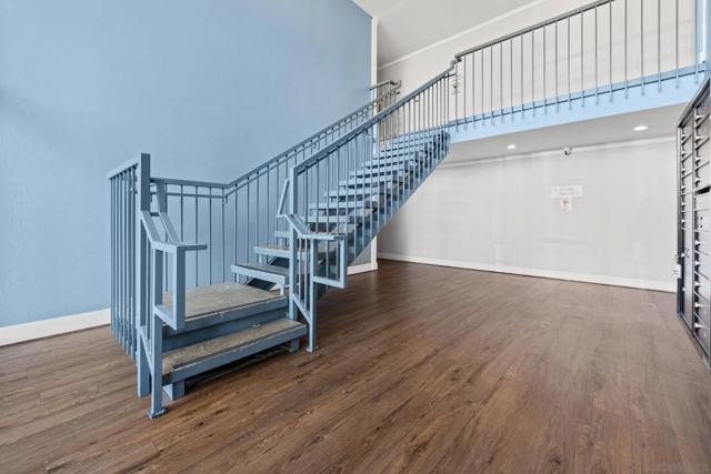 Image 2 of 20 For 6120 Decena Dr  207