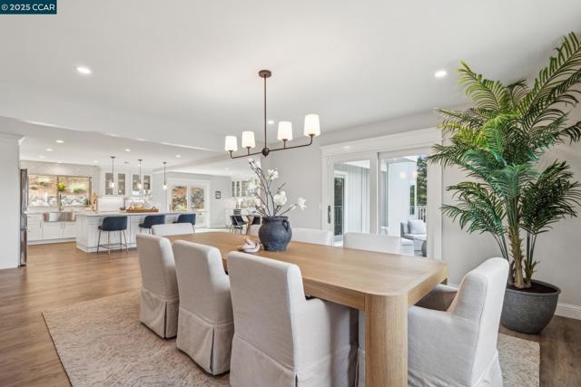 1019 Silverhill Drive, Lafayette CA: https://media.crmls.org/mediaz/b98feb8c-27dc-43f9-82b0-42c6c4632359.jpg