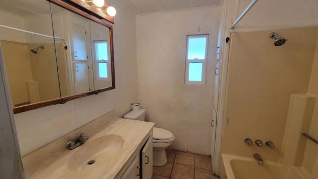 74711 Dillon Road, Desert Hot Springs CA: https://media.crmls.org/mediaz/b9900fd7-bdaa-40d1-b26d-aa289ed92231.jpg