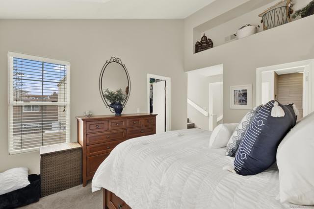 3736 Promontory St, San Diego CA: https://media.crmls.org/mediaz/b99026a1-d0b4-4827-acfa-d64f572655ce.jpg