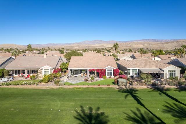 78795 Alliance Way, Palm Desert CA: https://media.crmls.org/mediaz/b9903b8a-5107-4e2e-8803-afc46b3c279a.jpg