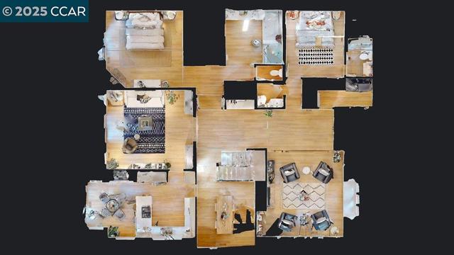 959 Redwood Dr, Danville CA: https://media.crmls.org/mediaz/b991313d-ed74-4387-bead-34455be60279.jpg