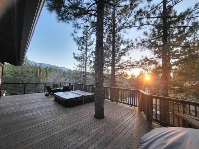 43734 Yosemite Drive, Big Bear CA: https://media.crmls.org/mediaz/b9915976-eec9-4b09-8df3-552f985355bf.jpg