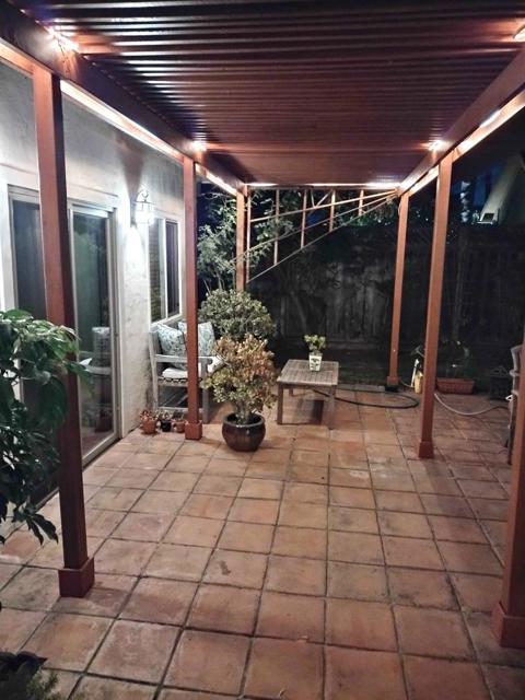 1080 8th Avenue, Redwood City CA: https://media.crmls.org/mediaz/b992391e-af1b-4d9f-a88d-0e09e0ad849e.jpg