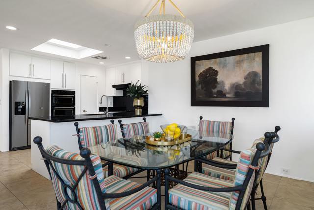 9 Rutgers Court, Rancho Mirage CA: https://media.crmls.org/mediaz/b99587f4-0fcd-4cbb-b29a-3d7b53e12045.jpg