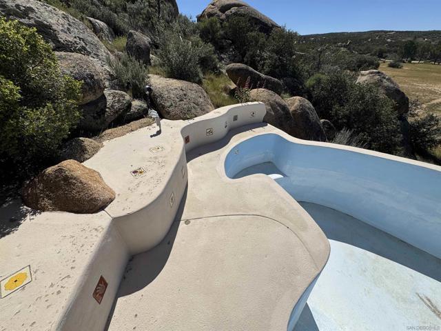 Image 38 of 75 For 41083 Old Highway 80