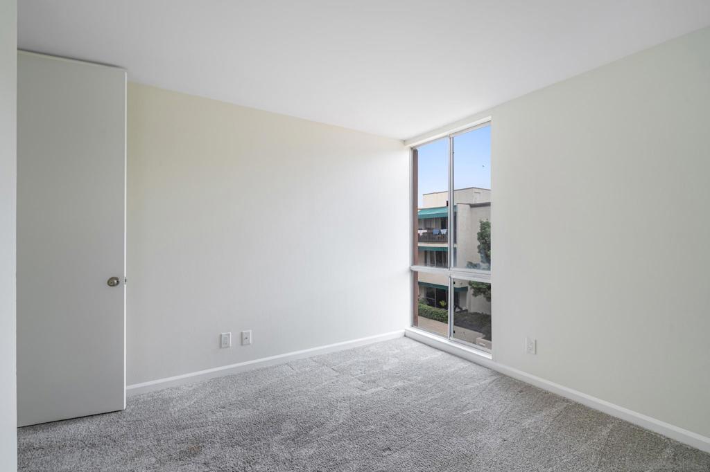 6455 La Jolla Blvd - photo 19