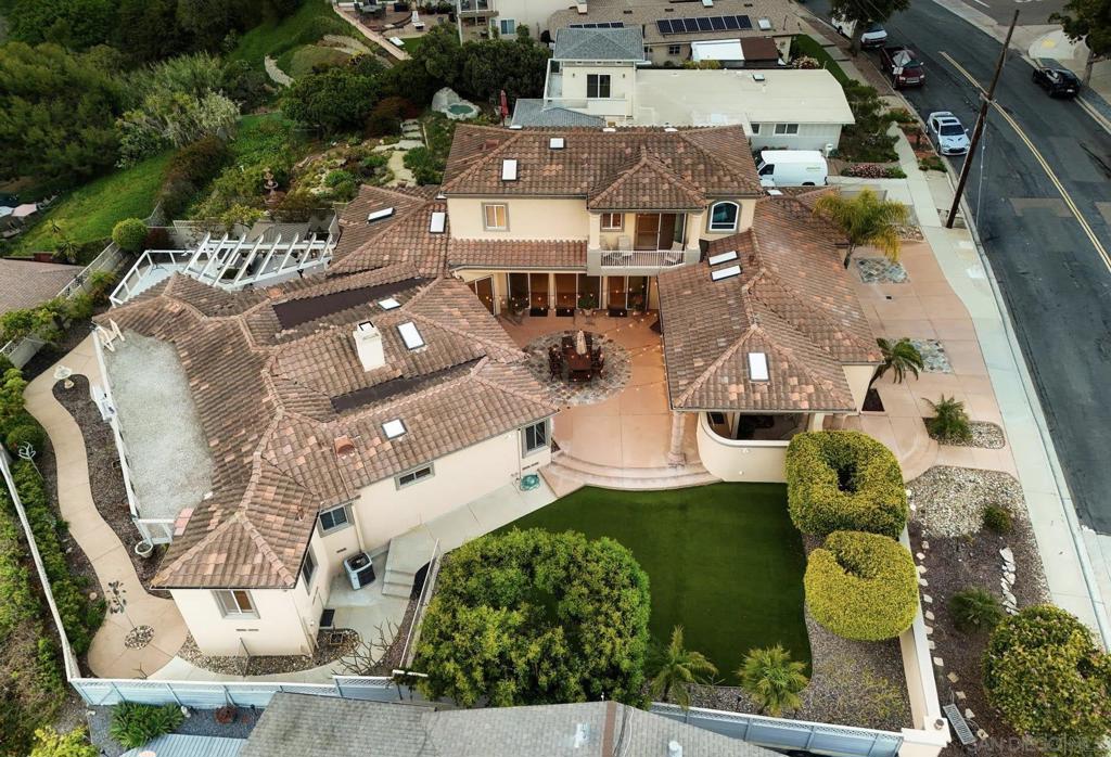 MLS #250033153SD img 19