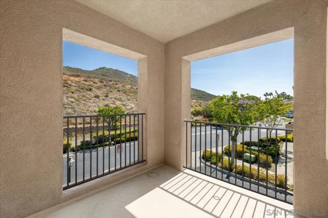 11121 Catarina Lane, San Diego CA: https://media.crmls.org/mediaz/b996d23d-cb37-41c6-802d-d579f51ba8f5.jpg
