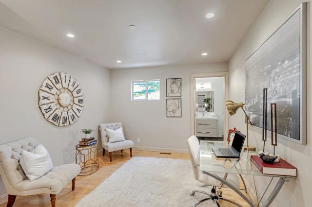 3119 Oak Knoll Drive, Redwood City CA: https://media.crmls.org/mediaz/b997b406-c2ad-44c9-953c-02a67415b822.jpg