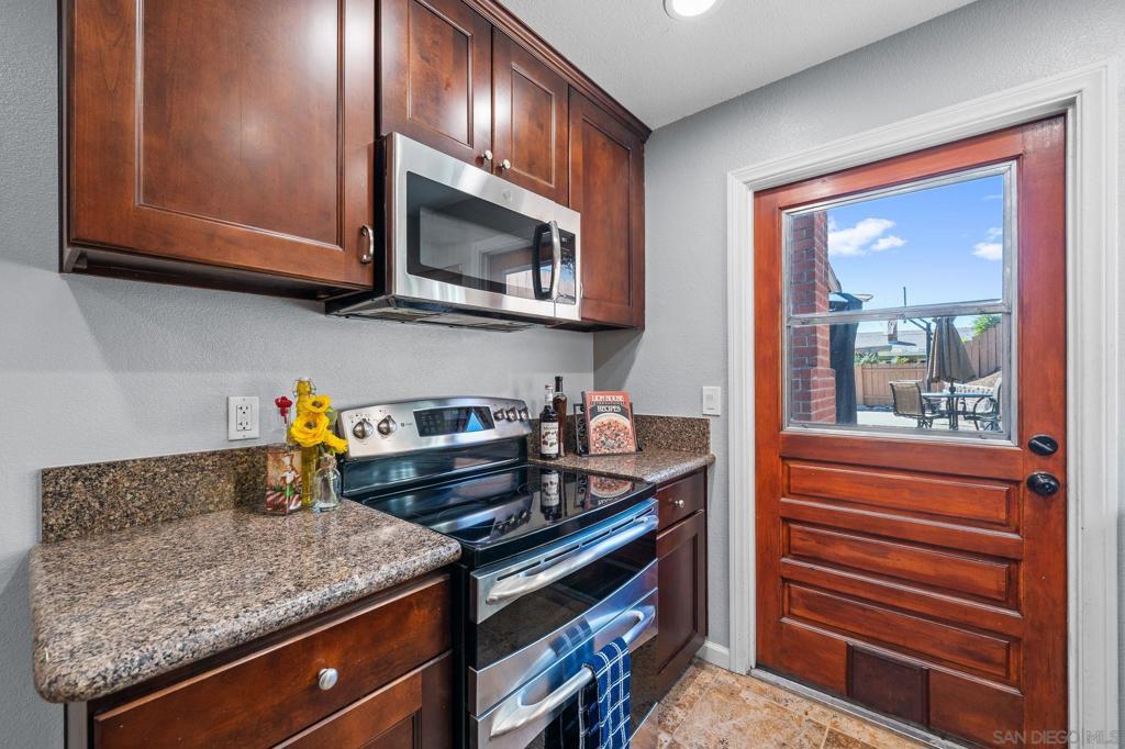 12980 Calle De Las Rosas - photo 10