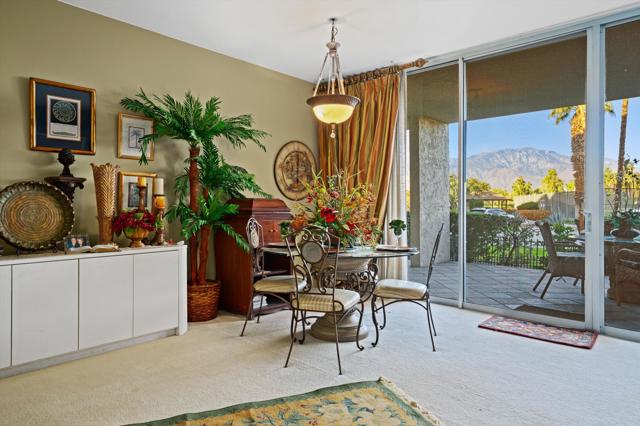 900 Island Drive, Rancho Mirage CA: https://media.crmls.org/mediaz/b999218b-b0ba-4041-868a-5a738665ce6e.jpg