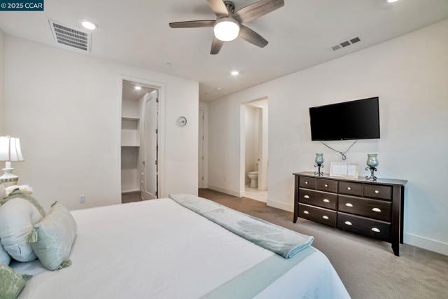 33103 Via Vicenza, San Ramon CA: https://media.crmls.org/mediaz/b9996618-8ca0-4cf8-93b0-2cf14d0fabec.jpg