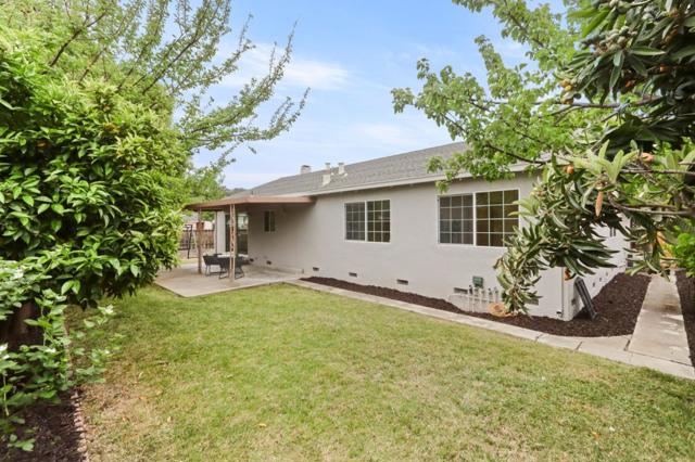 6094 Jacques, San Jose CA: https://media.crmls.org/mediaz/b999ed98-e64b-4c1c-85a5-8fb96fbd1f54.jpg