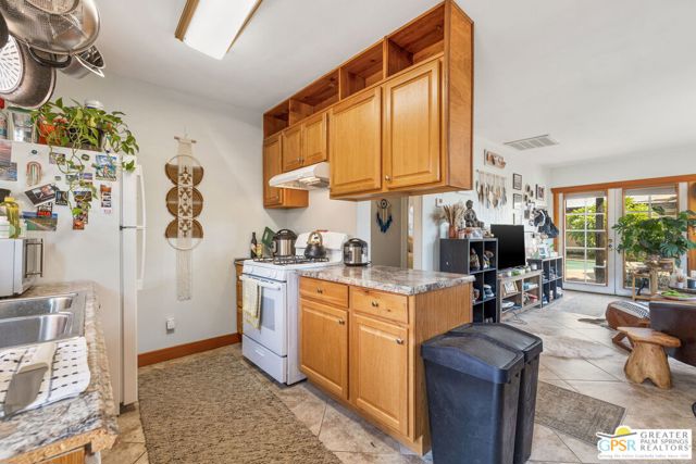 Image 16 of 56 For 587 Calle Ajo