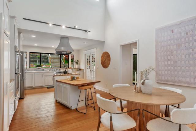 1641 Molitor Road, Belmont CA: https://media.crmls.org/mediaz/b999f921-ffa7-4d2d-a624-175177522b77.jpg