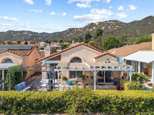 1709 Doral Gln, Escondido CA: https://media.crmls.org/mediaz/b99a2b9d-bbf7-4467-99cb-0481a10d2e61.jpg
