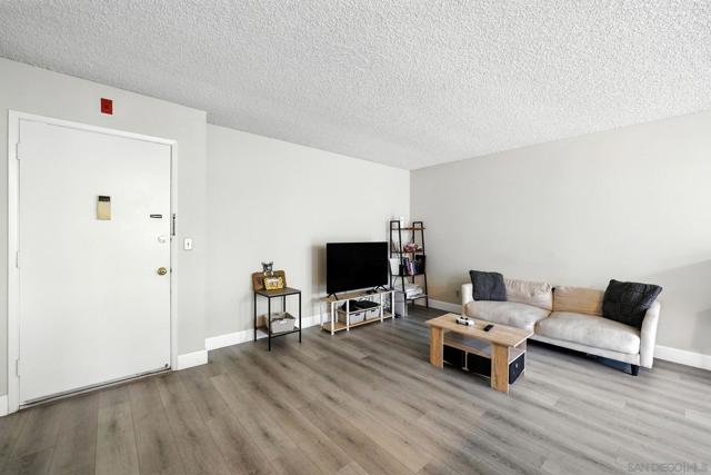 7838 Cowles Mountain Court, San Diego CA: https://media.crmls.org/mediaz/b99ab5dd-dba4-4fee-a66a-b841e315952d.jpg