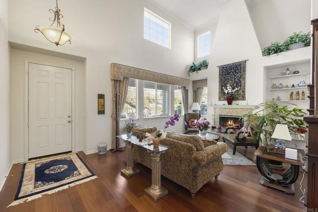 Detail Gallery Image 5 of 34 For 10353 Pinion, Escondido,  CA 92026 - 5 Beds | 4/1 Baths